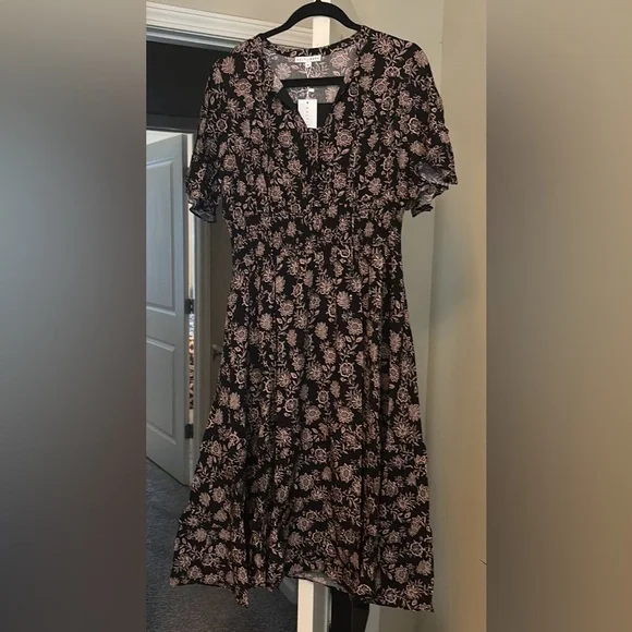 Baltic Born Black and Taupe Floral Dress - Picture 4 of 4